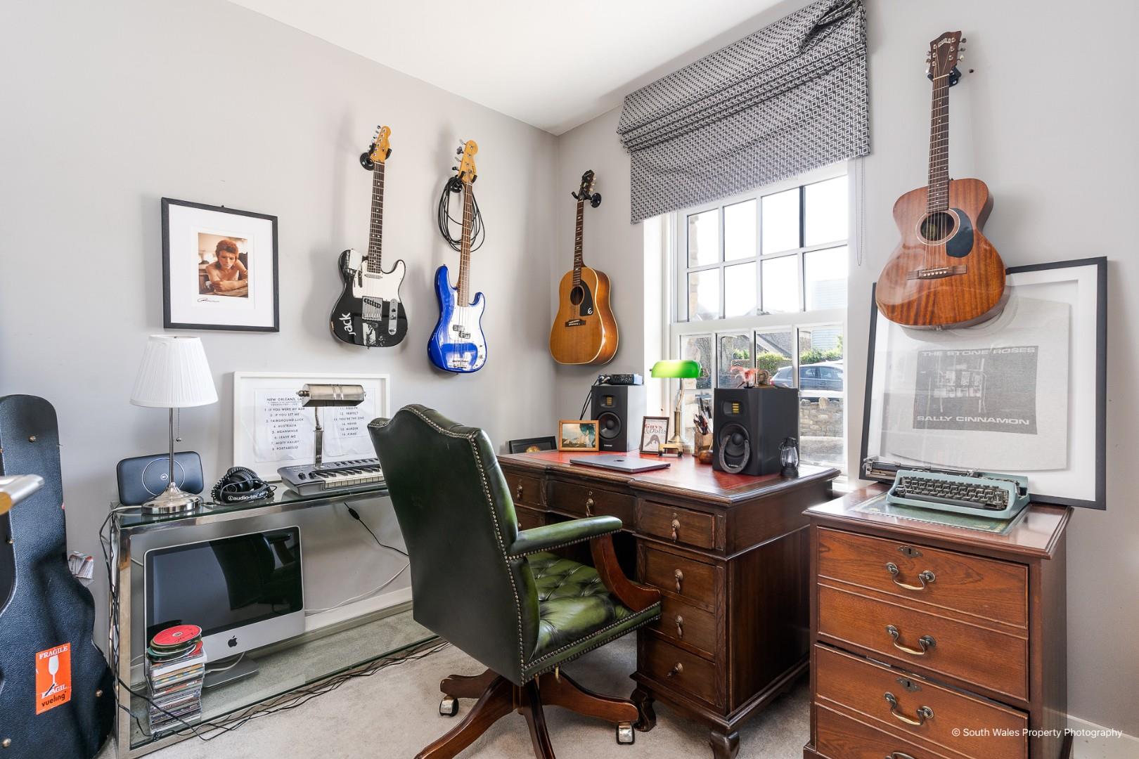 Augusta Court, North Road, Cowbridge, Vale of Glamorgan, CF71 7FD